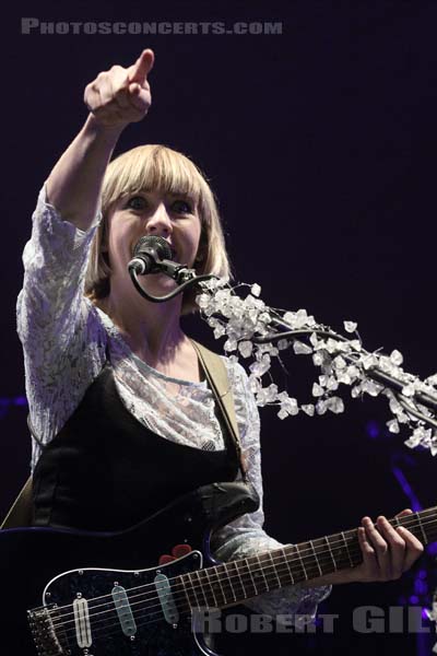 THE JOY FORMIDABLE - 2013-02-20 - PARIS - Zenith - Rhiannon Bryan